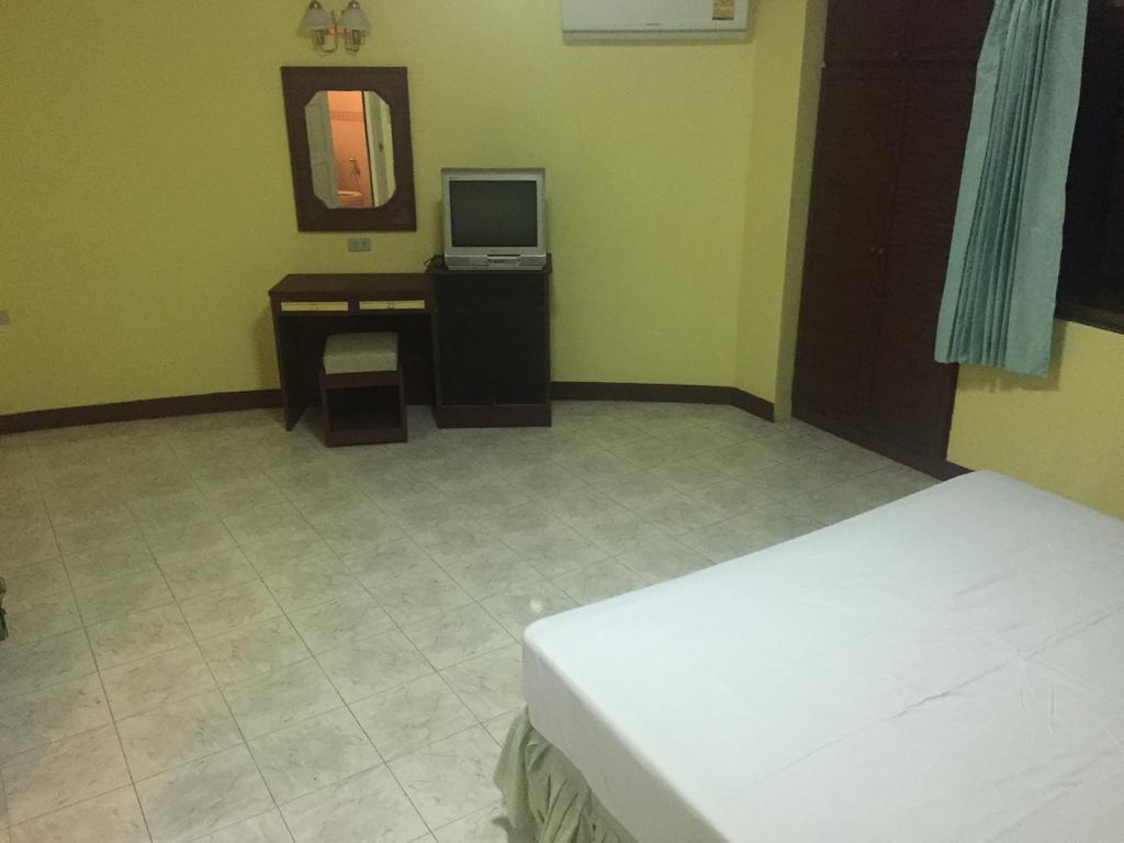 Palma Resort Patong Екстериор снимка