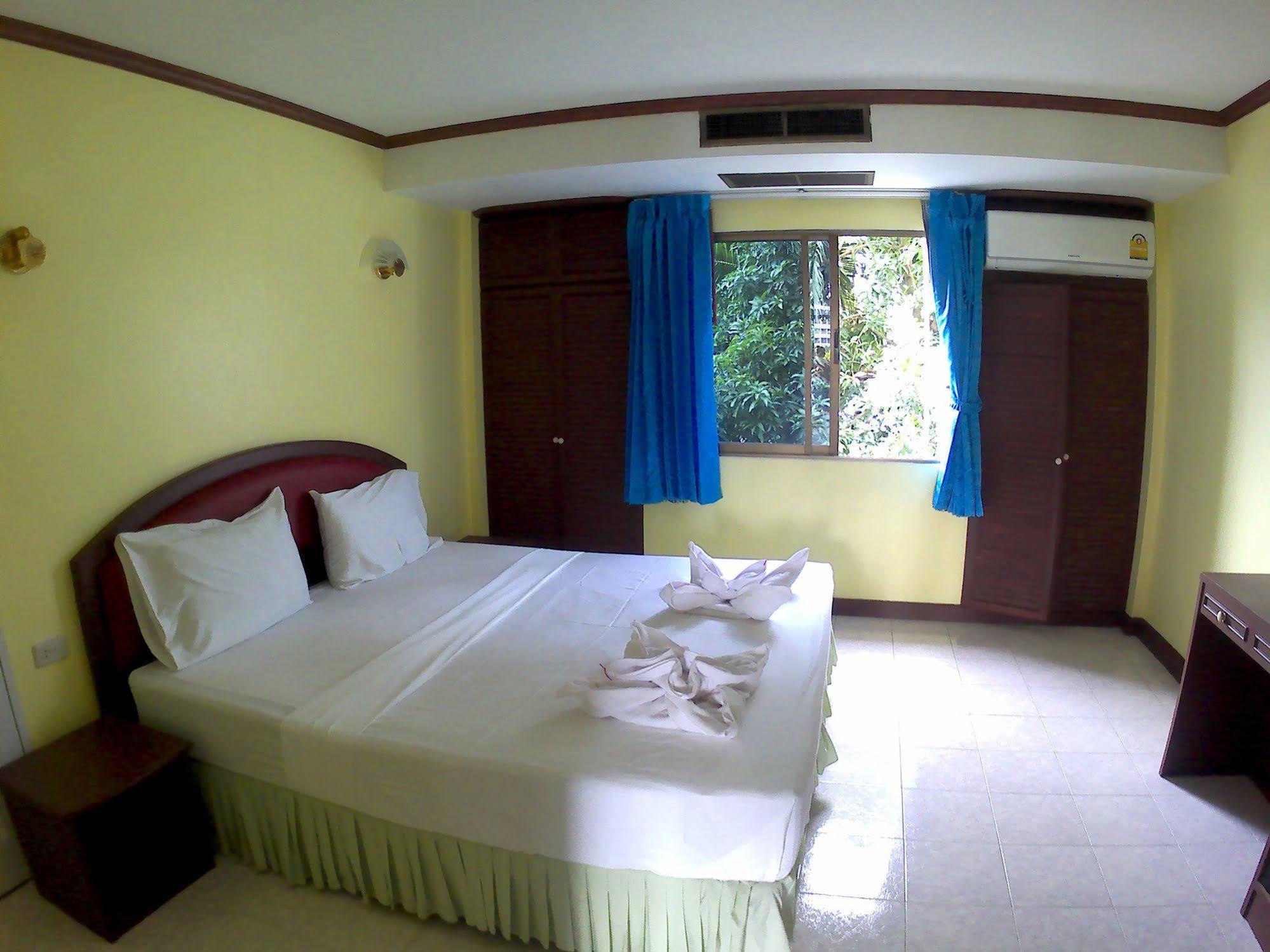 Palma Resort Patong Екстериор снимка