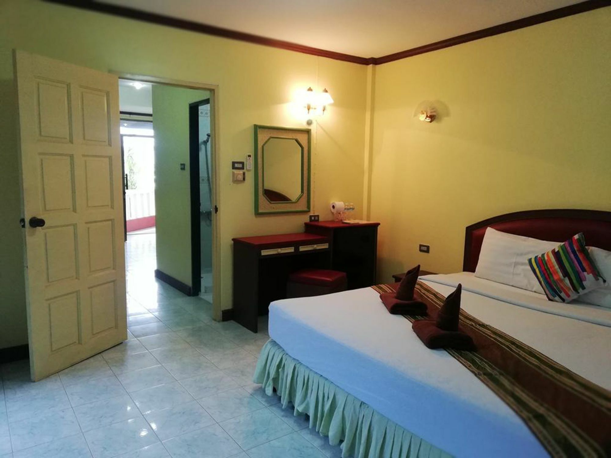 Palma Resort Patong Екстериор снимка